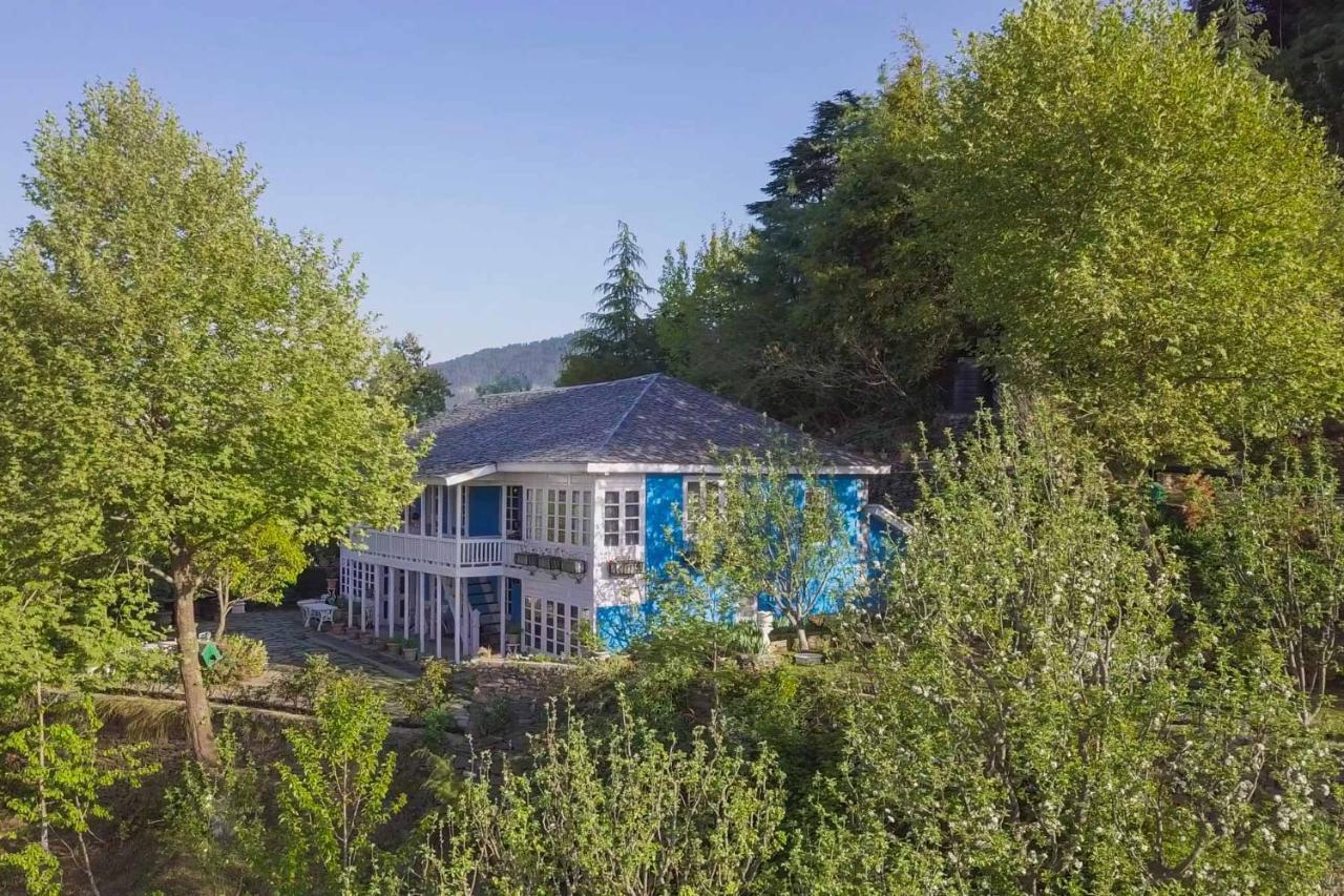 Stayvista At Violet Hill With Bonfire, Gazebo & Hill View Shimla Exterior foto